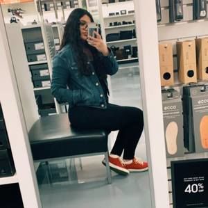 Meet your Posher, Meredith